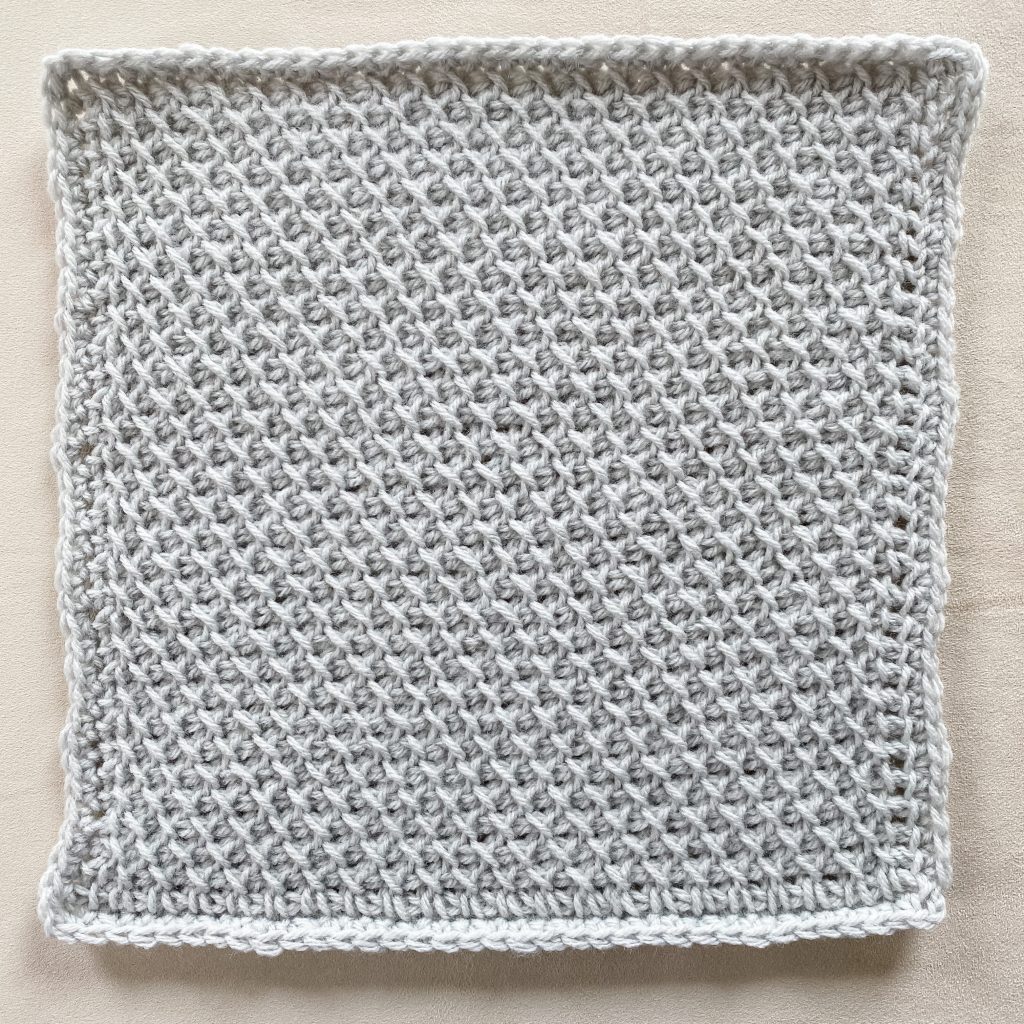 Learn to crochet the Tunisian Lattice Stitch, easy Tunisian crochet stitch beginner basic crochet stitch with video tutorial and written pattern instructions. | TLYCBlog.com
