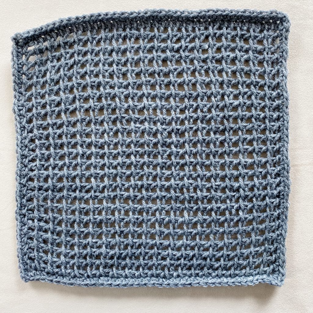 Tunisian crochet mesh stitch | Free written pattern and tutorial video for Tunisian crochet beginner learn how to crochet the Tunisian crochet arrowhead stitch | TLYCBlog.com
