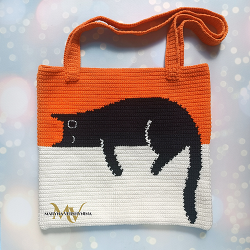 Black Cat Bag by Maryna Vershynina