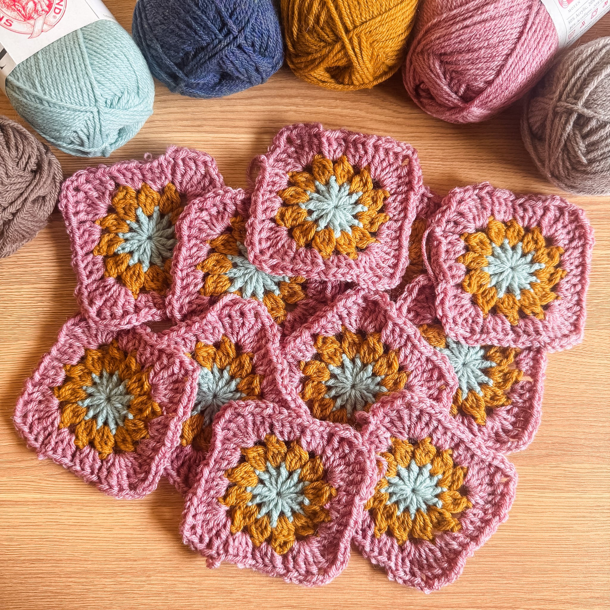 Learn to crochet with Crochet Academy: a free, 8‑week online course packed with beginner-friendly tutorials and video lessons